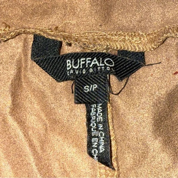 Buffalo Floral Butterfly Tee Earthy Brown Short Sleeve Soft Top - Picture 5 of 8